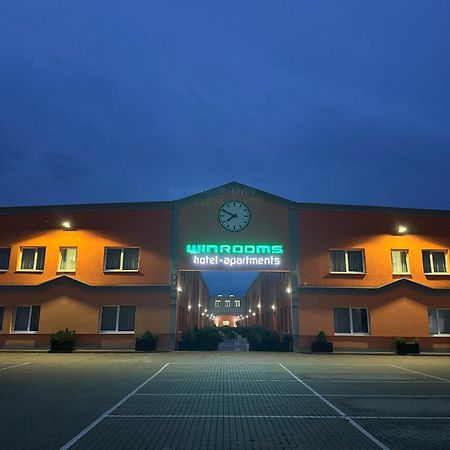 Winrooms "Hotel&Appartement" Βίνερ Νόιστατ Εξωτερικό φωτογραφία
