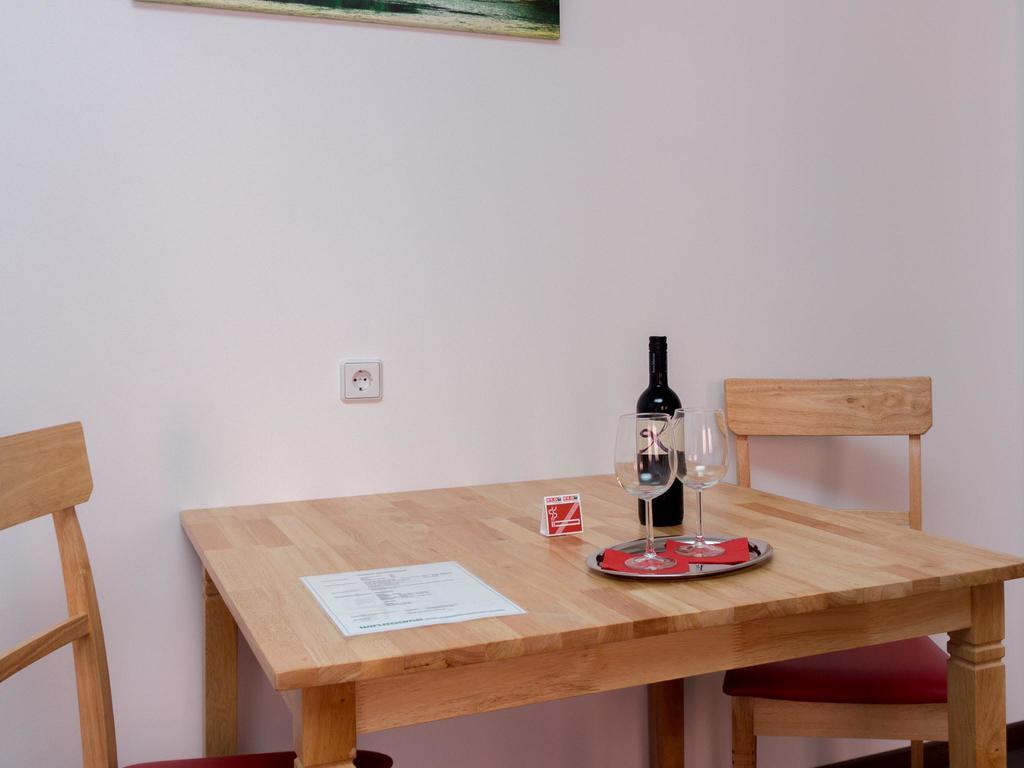 Winrooms "Hotel&Appartement" Βίνερ Νόιστατ Εξωτερικό φωτογραφία