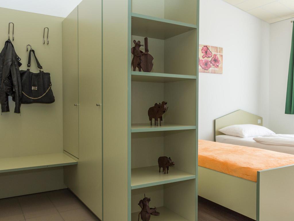 Winrooms "Hotel&Appartement" Βίνερ Νόιστατ Εξωτερικό φωτογραφία