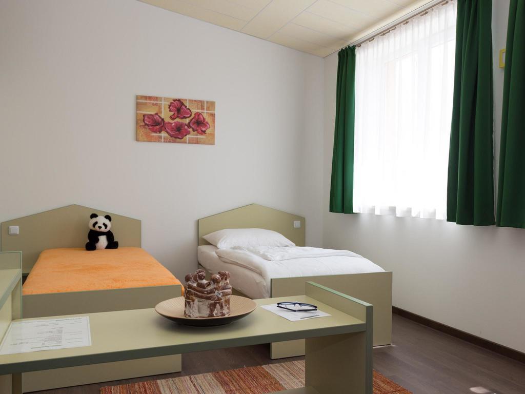 Winrooms "Hotel&Appartement" Βίνερ Νόιστατ Εξωτερικό φωτογραφία