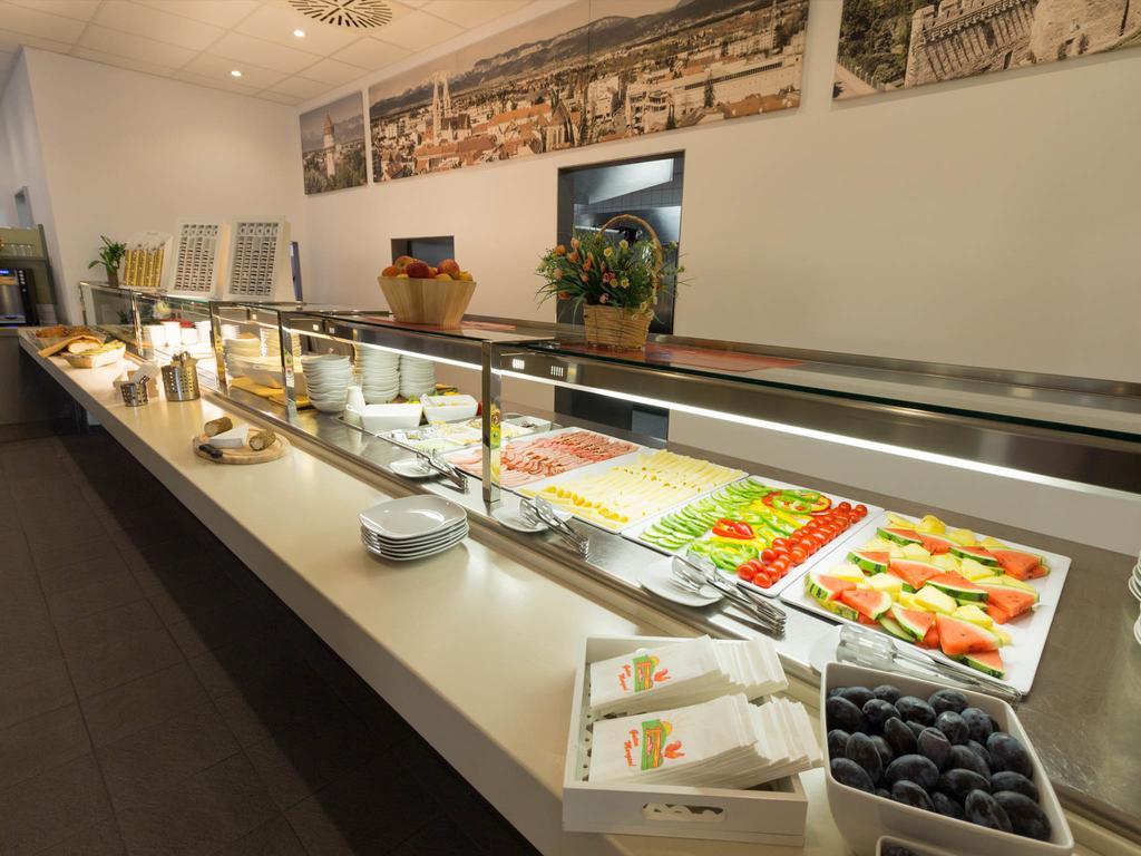 Winrooms "Hotel&Appartement" Βίνερ Νόιστατ Εξωτερικό φωτογραφία